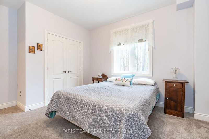 28 Timber Wolf Tr  Springwater, L0L 1Y3 | Image 25