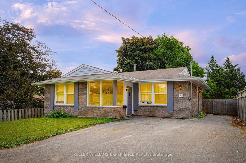 home for lease on 151 Cundles Road E