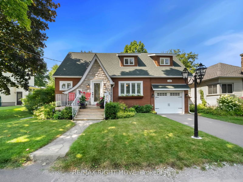 home for sale on 154 Brant Street E