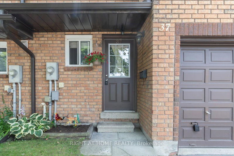 37 Loggers Run   Barrie, L4N 6W3 | Image 4