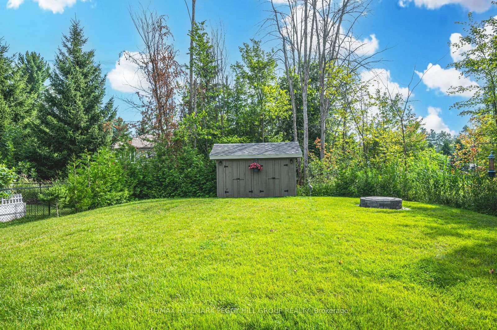 Listing Image 16