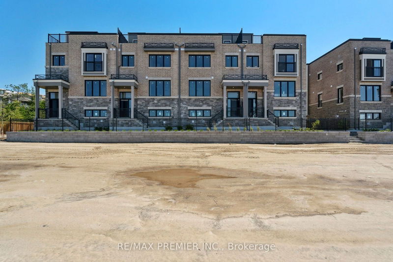 360 Coastline Dr  Wasaga Beach, L9Z 2M4 | Image 2