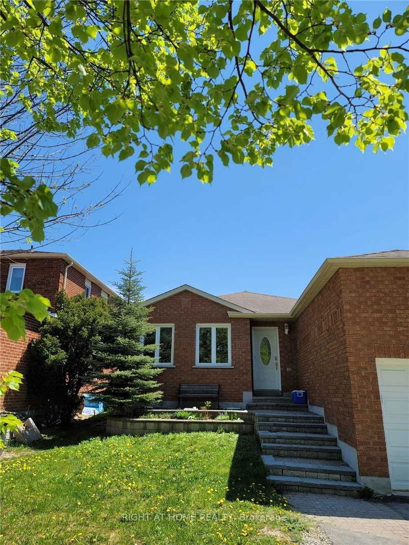 home for lease on Upper-51 Mcdougall Drive