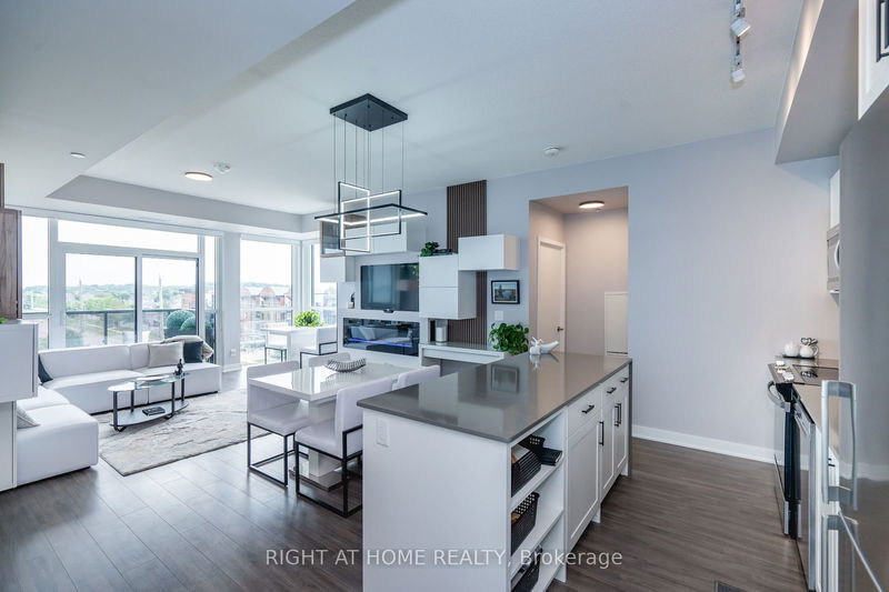 home for sale on 509-681 Yonge Street