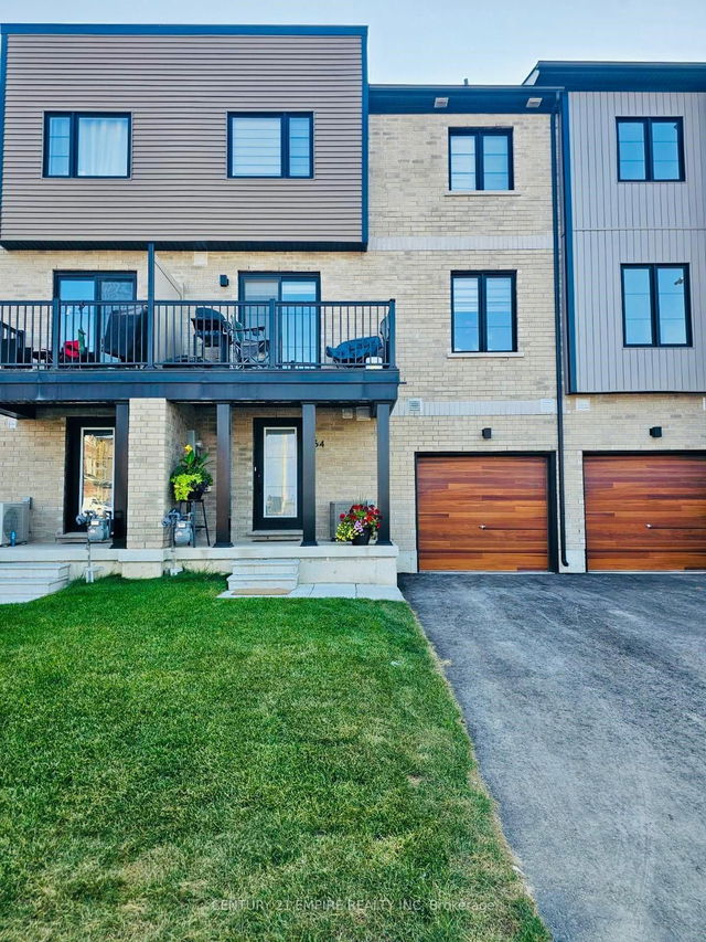 64 Pumpkin Corner Crescent