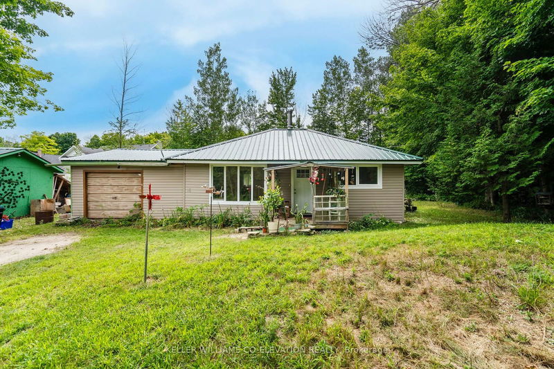 home for sale on 16 Couchiching Crescent