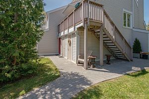 home for lease on 171-51 Trott Boulevard