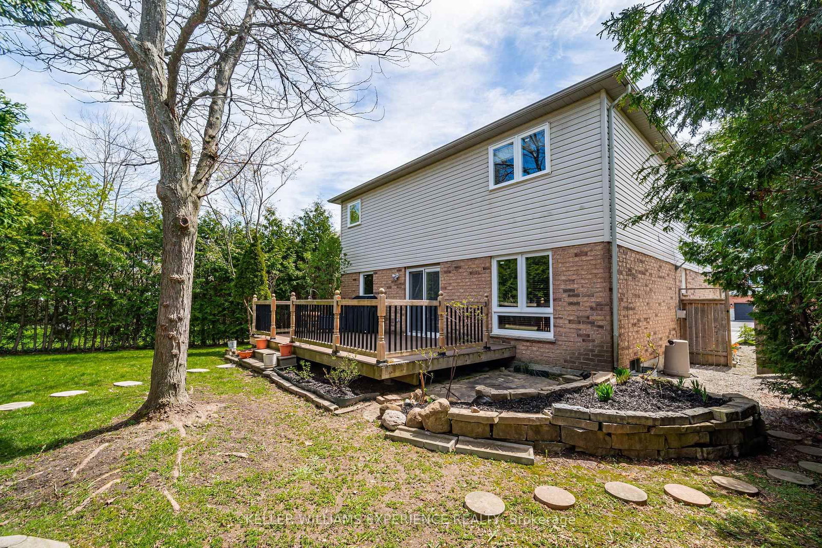 Listing Image 27