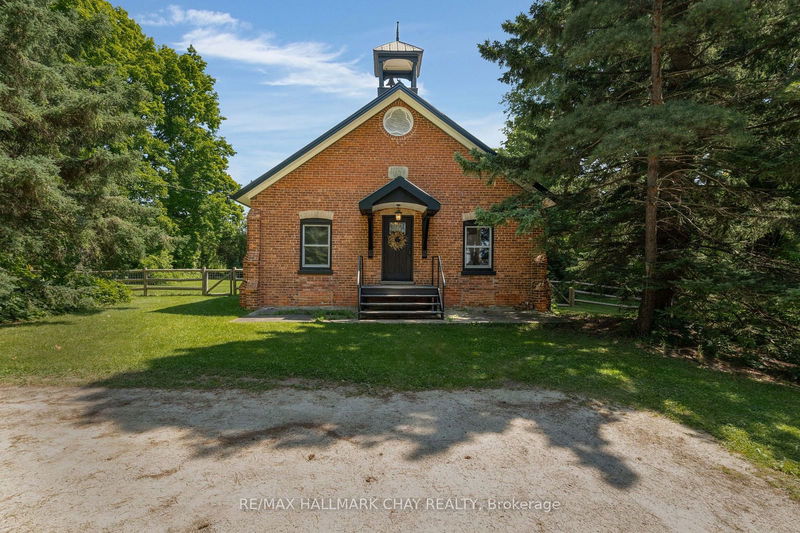 2583 County Road 42, Clearview, Ontario (MLS S9256469)