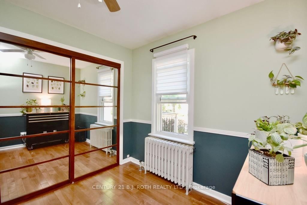 Listing Image 22