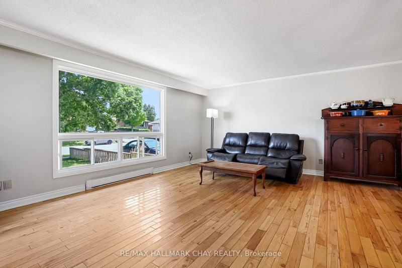 18 Centennial Ave  Springwater, L0L 1P0 | Image 5