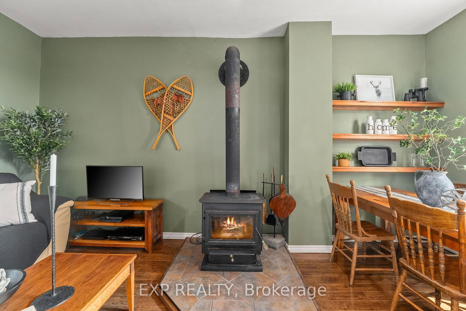 Listing Image 15