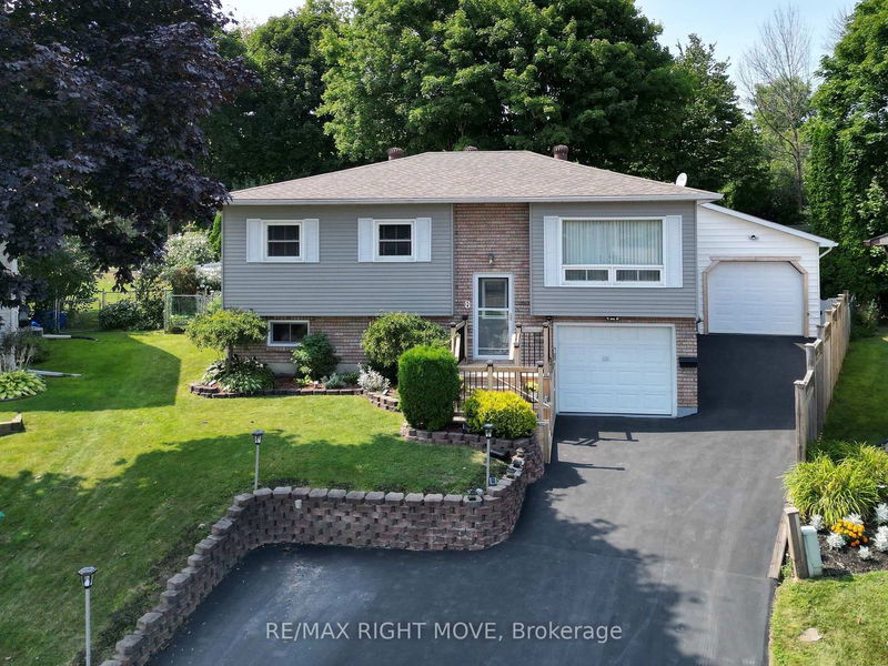 home for sale on 8 Gaudaur Court