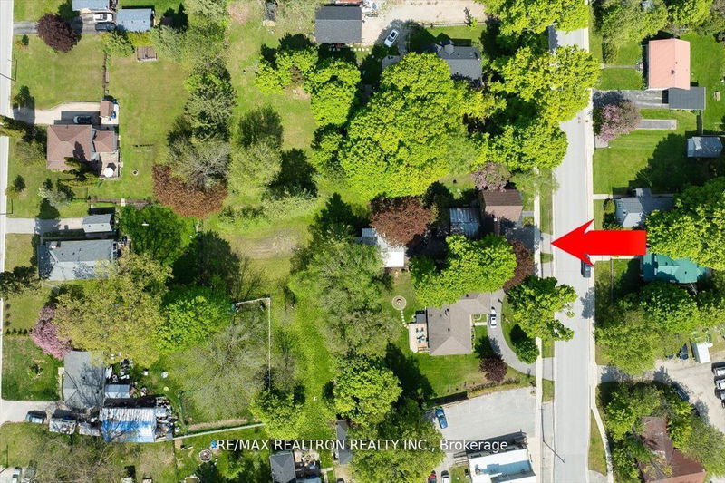 6 Mill St E Springwater, L0L 1V0 | Image 32