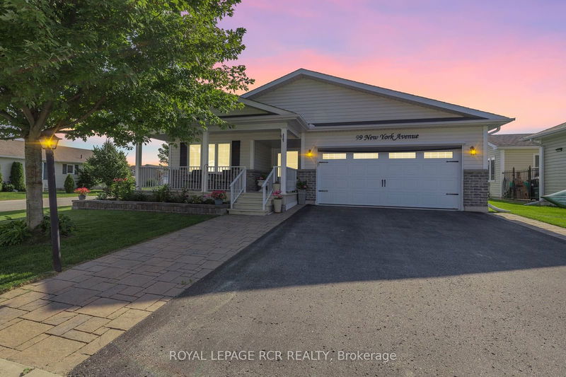 99 New York Ave  Wasaga Beach, L9Z 3A8 | Image 2