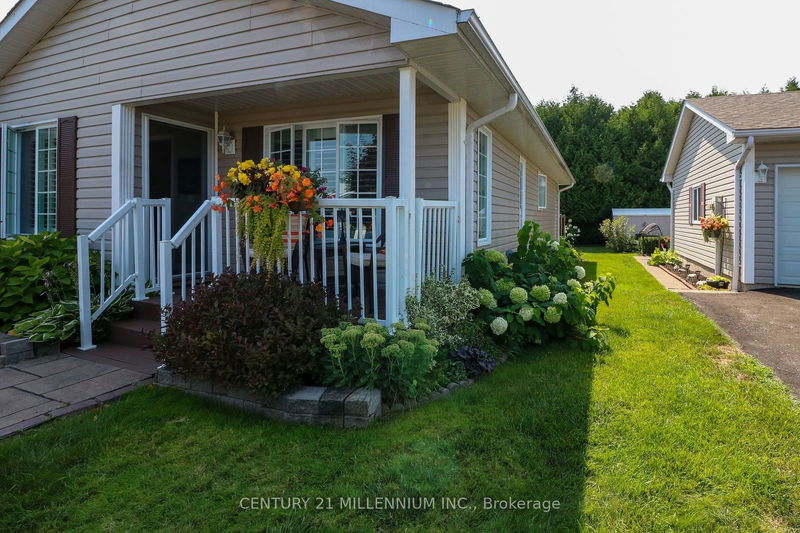 16 Kentucky Ave  Wasaga Beach, L9Z 3A8 | Image 3