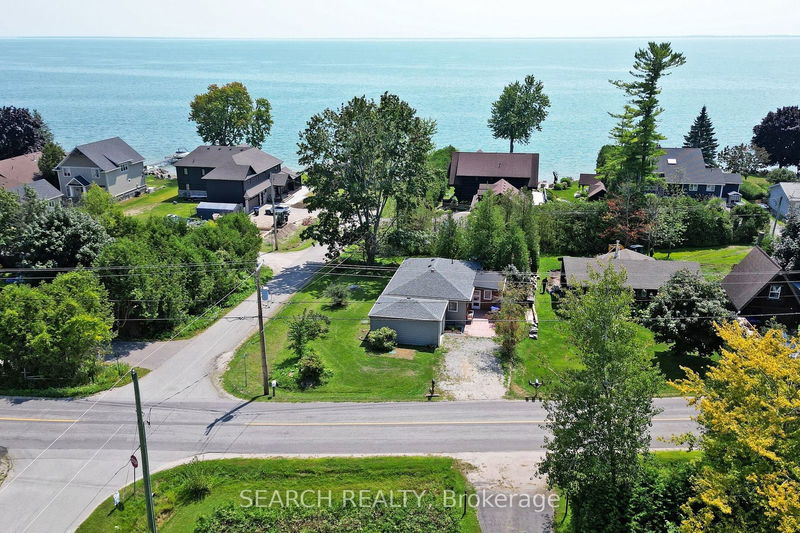 71 Lakeshore Rd E Oro-Medonte, L0L 2E0 | Image 1