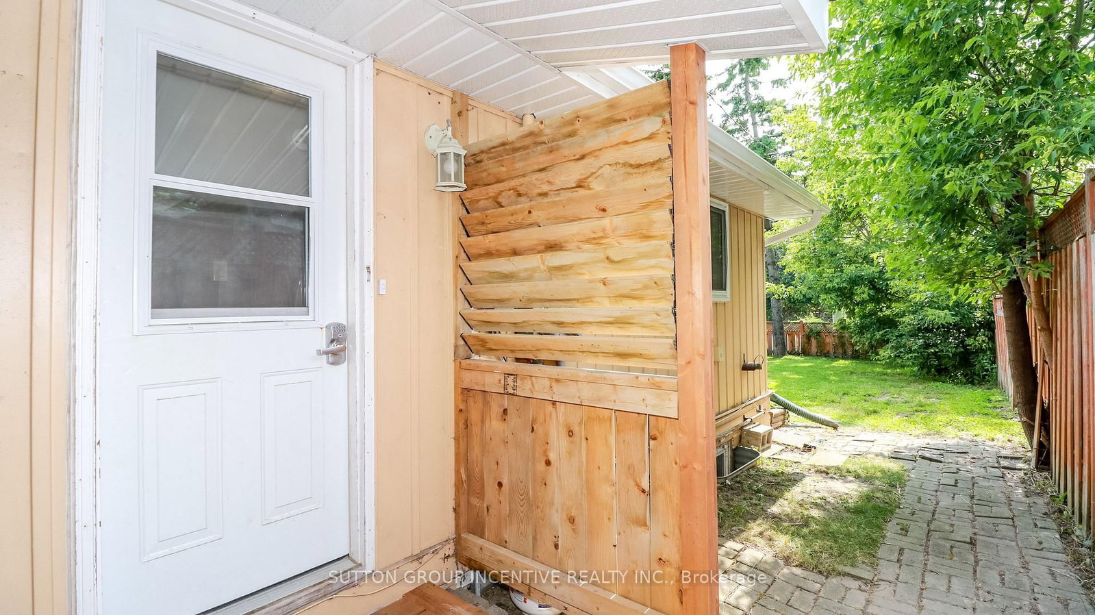 Listing Image 20