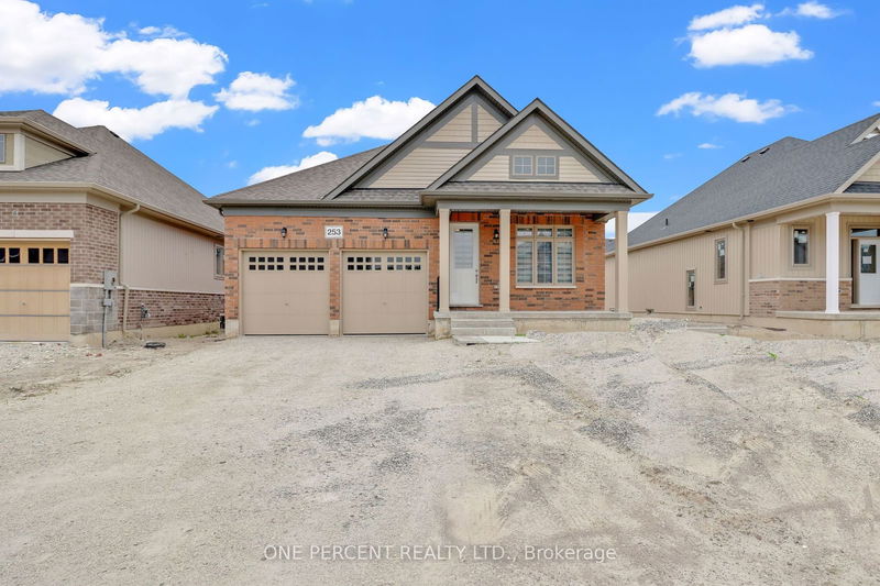 253 Wilcox Dr  Clearview, L0M 1S0 | Image 4