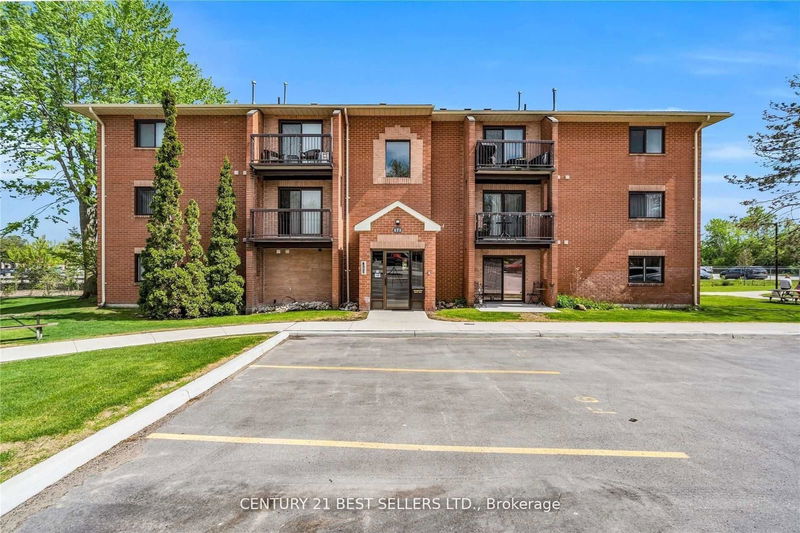 home for lease on F3-171 Edgehill Drive