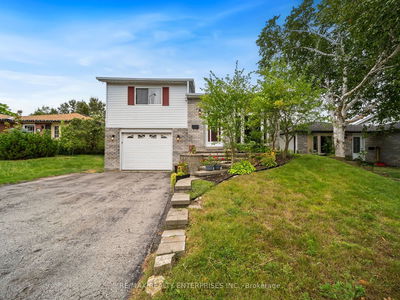 126 Shakespeare Cres  Barrie, L4N 6C4 | Image 1