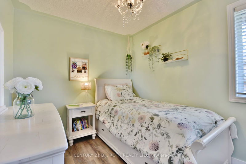 33 Charles St  Penetanguishene, L9M 2G7 | Image 16