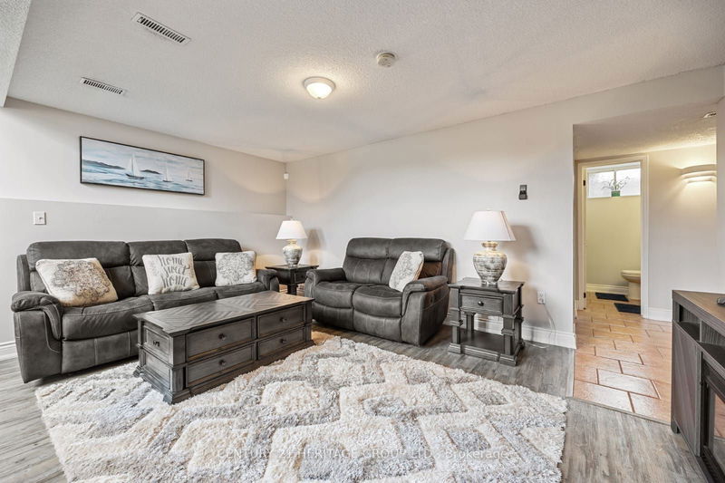 47 Lougheed Rd  Barrie, L4N 8G2 | Image 32