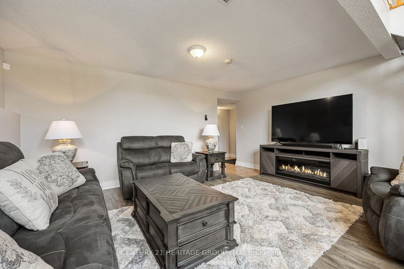 47 Lougheed Rd  Barrie, L4N 8G2 | Image 33