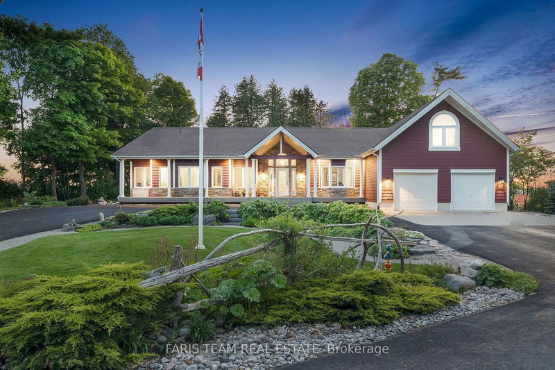 home for sale on 157 Creighton Street S