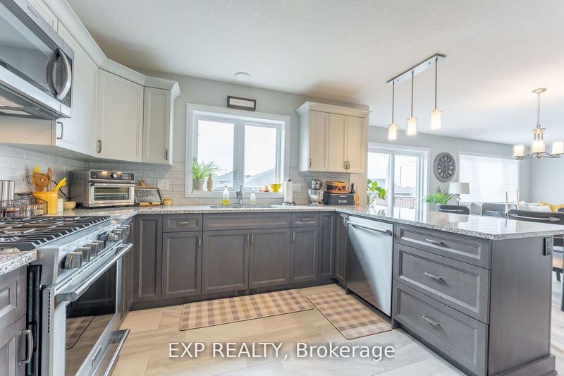 317 Edgehill Dr  Barrie, L4N 9X5 | Image 15