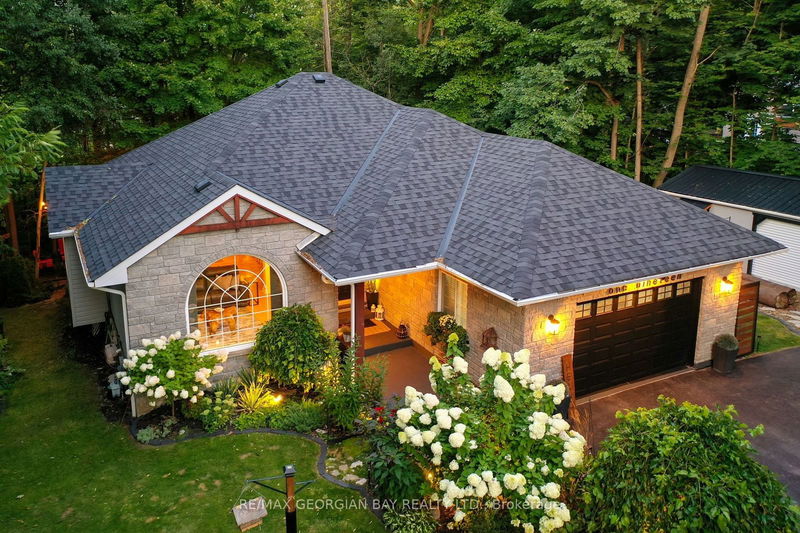 home for sale on 119 Arlynn Crescent