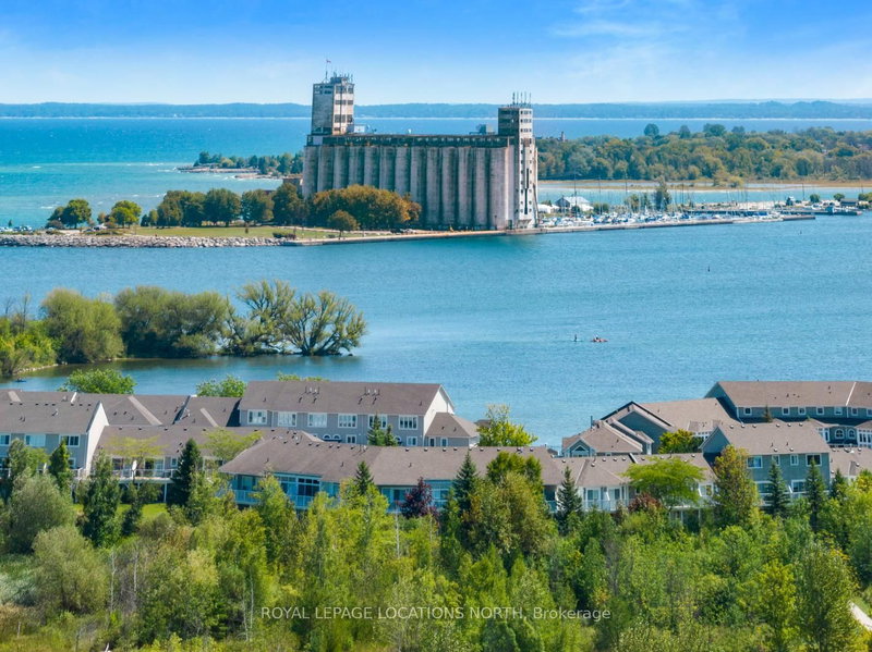 59 Cranberry Surf, Collingwood, L9Y 5C4 | Image 3