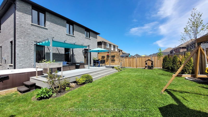 22 Gilpin Cres  Collingwood, L9Y 0Z2 | Image 17