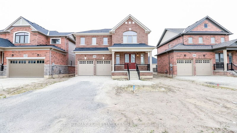home for lease on 242 Duncan Street