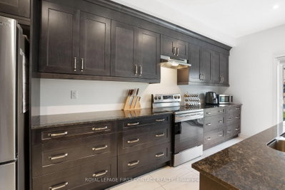 59 Wheatfield Road — more photos