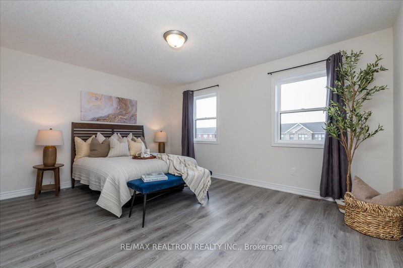  25 - 1 Leggott Ave  Barrie, L4M 0K7 | Image 14