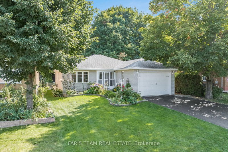 home for sale on 815 Montreal Street