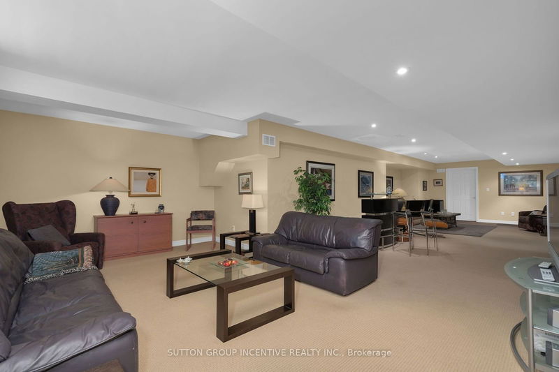 15 Alpine Way  Oro-Medonte, L0L 2L0 | Image 32