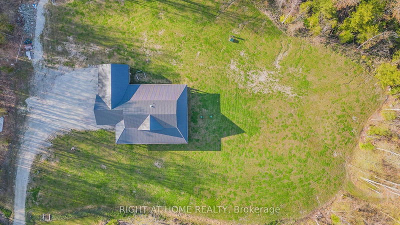 16 Whitetail Dr  Clearview, L0M 1N0 | Image 4