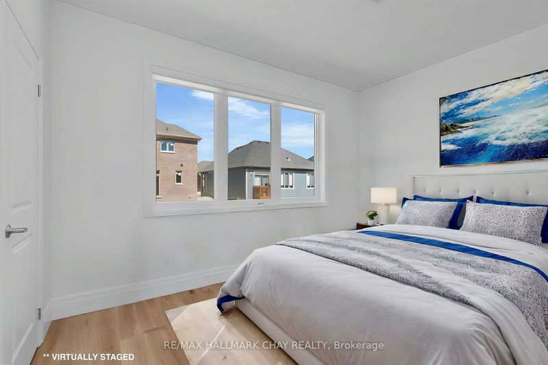 248 Duncan St  Clearview, L0M 1S0 | Image 12