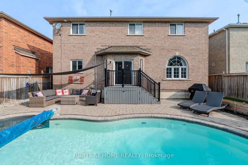 63 Prince George Cres  Barrie, L4N 0K9 | Image 38