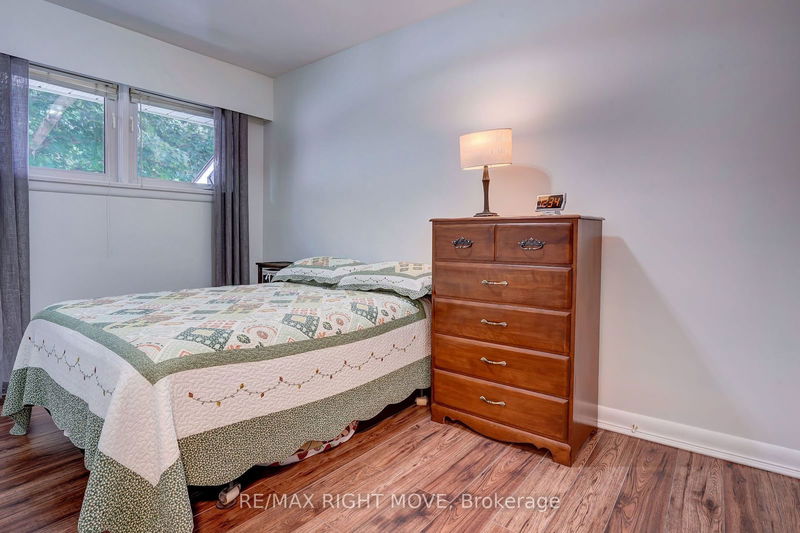 5 Dalton Cres N Orillia, L3V 5J6 | Image 13