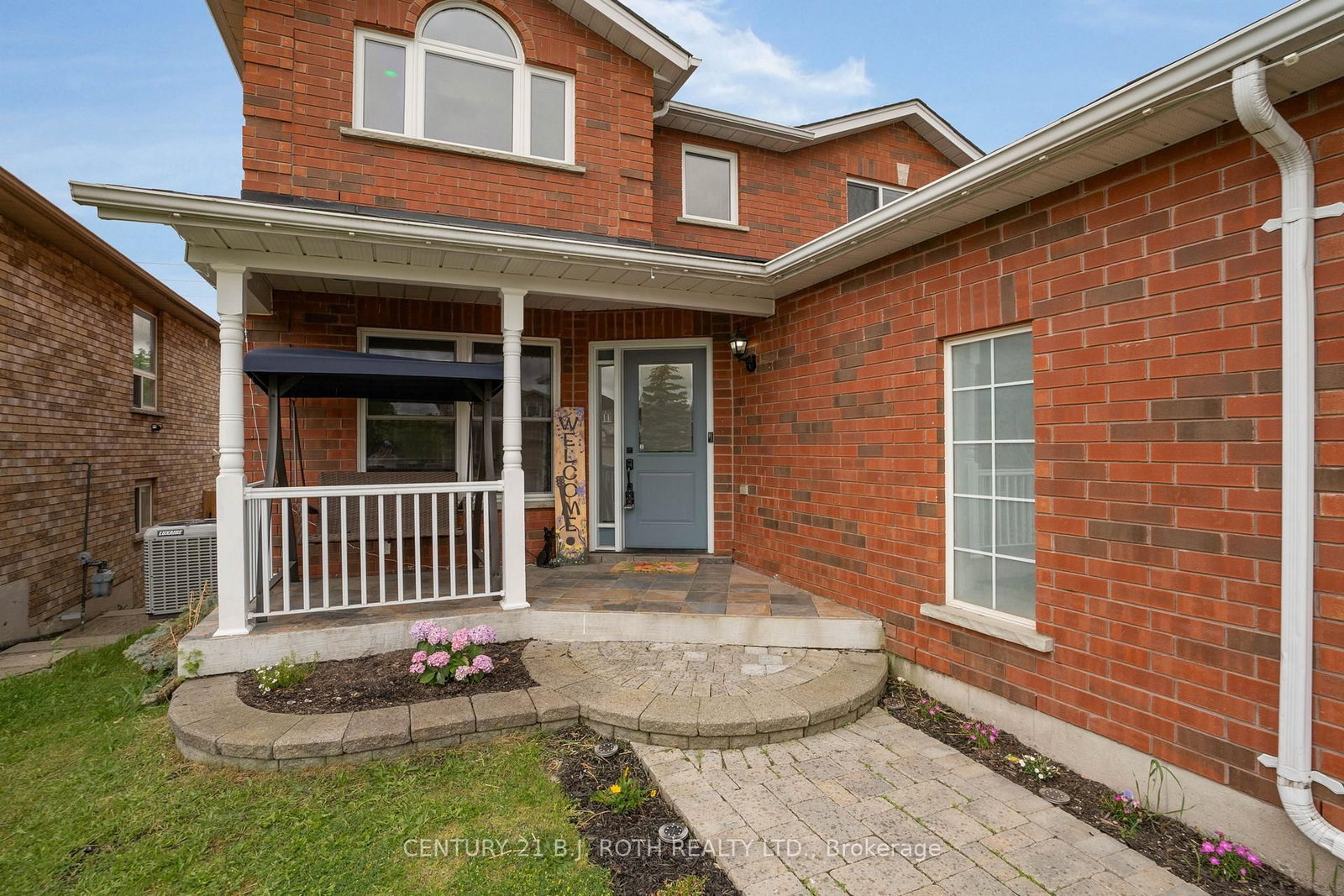 Listing Image 3