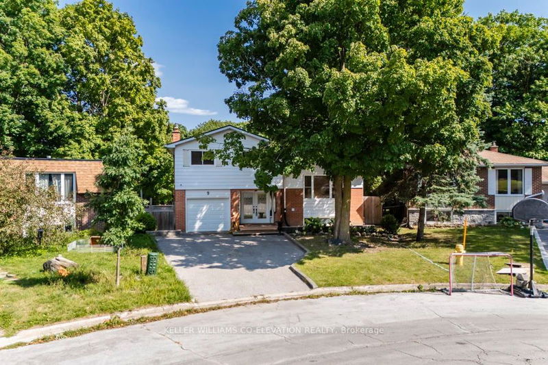 9 Beechcroft Circ  Barrie, L4M 4Y4 | Image 2