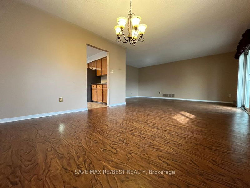 home for lease on 92 Lillian Crescent