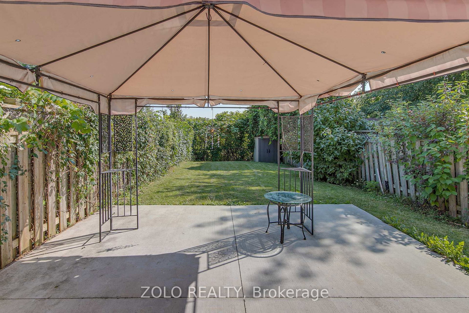 Listing Image 6