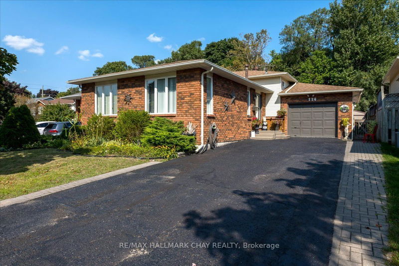 114 Chieftain Cres, Barrie, Ontario (MLS S9302605)