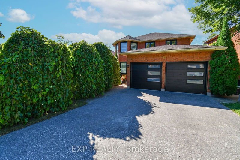 51 Gibbon Dr  Barrie, L4N 6K8 | Image 1