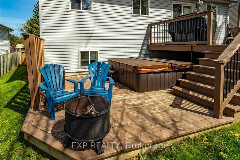 35 Reid Cres  Collingwood, L9Y 4J9 | Image 36