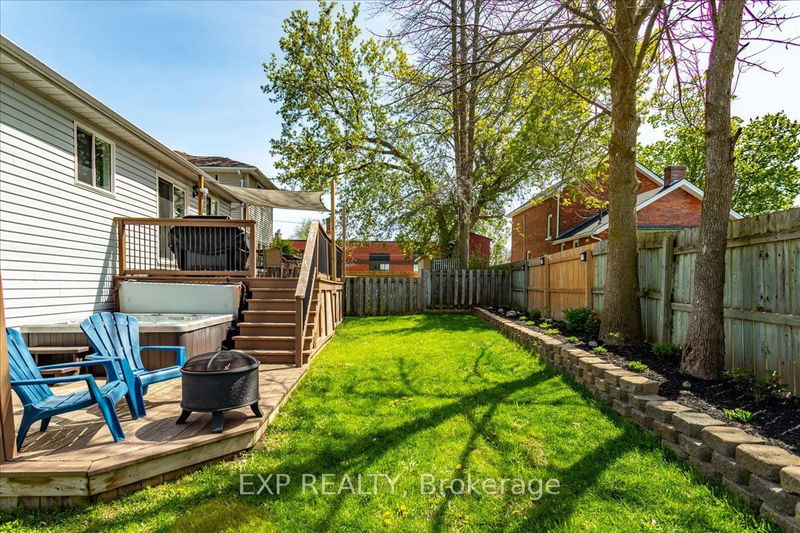 35 Reid Cres  Collingwood, L9Y 4J9 | Image 37